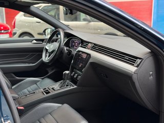 Volkswagen Passat 2.0 TDI R-Line año 2020
