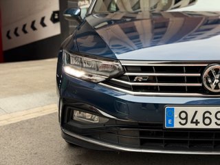 Volkswagen Passat 2.0 TDI R-Line año 2020