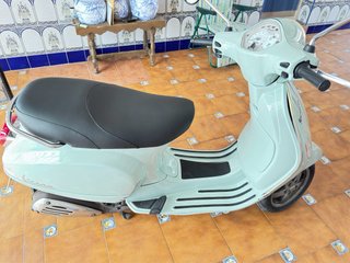 Vespa Piaggio 125 Verde