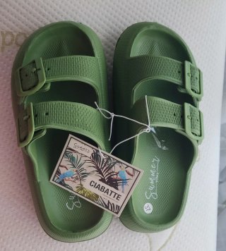 Chanclas verdes talla 37