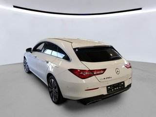 Mercedes-Benz Clase CLA 2023