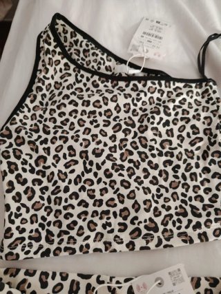 Conjunto Zara 11/12 años estampado leopardo