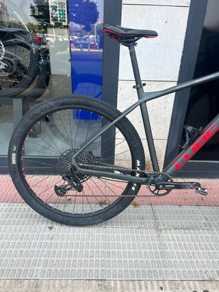 Cube Analog Talla 21