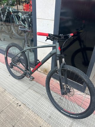 Cube Analog Talla 21