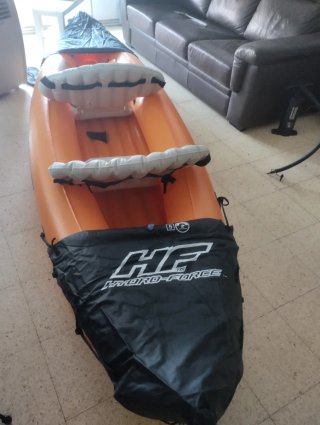 Canoa hinchable naranja (1 uso)