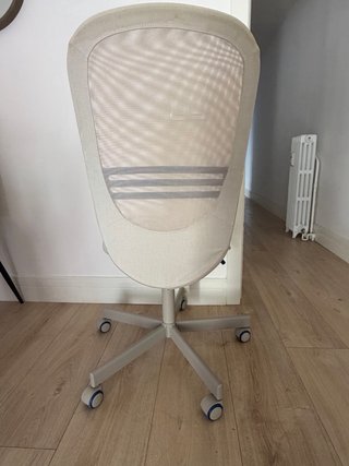 Silla de escritorio Ikea beige y gris