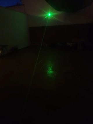 Puntero Láser Verde con Llaves y Cargador