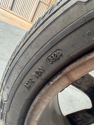 2 Neumáticos Invierno Barum Polaris 225/45 R17 94V
