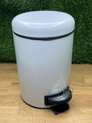 Cubo con Pedal para cosmética 3L Wenko