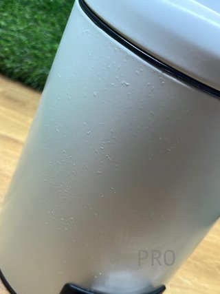 Cubo con Pedal para cosmética 3L Wenko