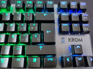 Teclado mecánico Krom Kernel TKL Outemu Red
