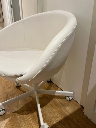 Silla giratoria SKRUVSTA Ikea