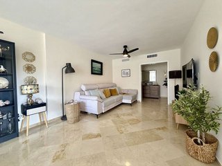 Piso en venta en Calaburra - Chaparral en Mijas