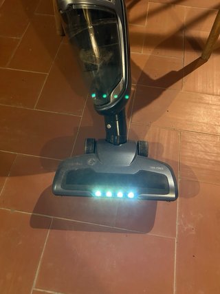 Aspirador escoba Grundig VCH 9130