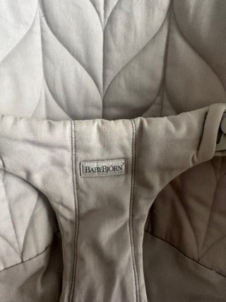 Hamaca bebé BabyBjörn gris