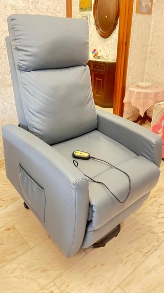 Poltrona relax in ecopelle grigia