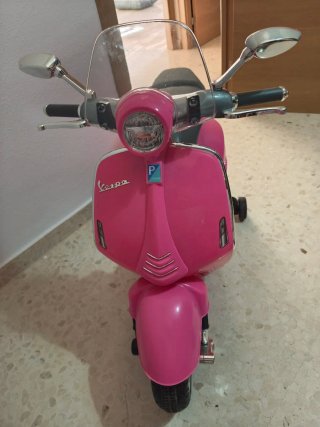 Moto Eléctrica Vespa Niños Rosa