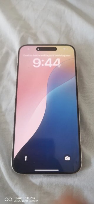 iPhone 15 Pro Max Transparente