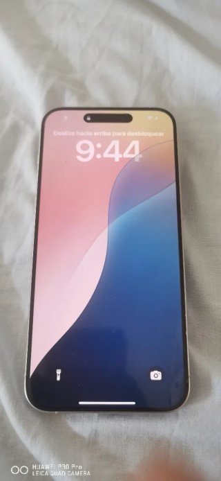 iPhone 15 Pro Max Transparente