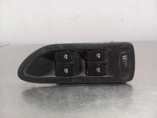 Mando elevalunas delantero izquierdo RENAULT
