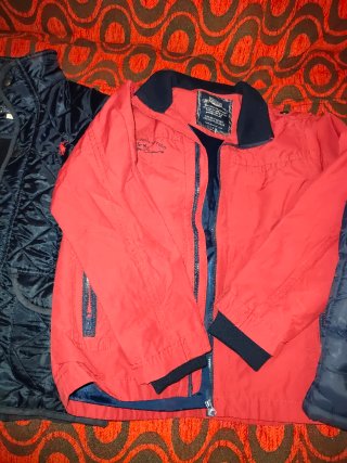 Lote 3 cazadoras niño Talla 6/7
