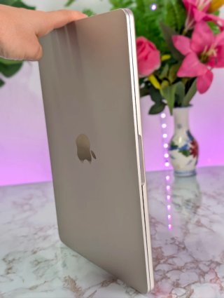 MacBook Air M3 97%