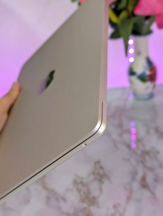 MacBook Air M3 97%