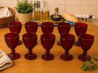 Copas de cristal rojo