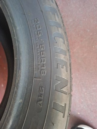 Neumáticos Goodyear EfficientGrip