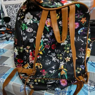 Zaino donna floreale nero multicolor