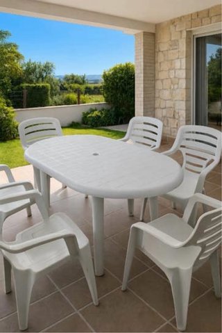 2 Mesas y 6 Sillas de Exterior Blancas