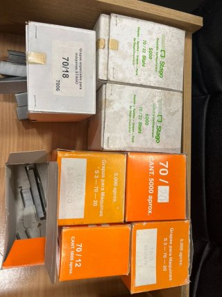 Lote Grapas Stago 70/18, 70/20, 70/12