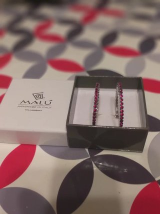 Pendientes Aro Plata y Swarovski Rojos.