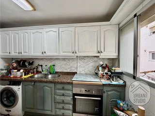 Piso en venta en Benalúa en Alicante