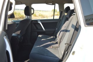 TOYOTA Land Cruiser 2.8 D4D GX 7 Plazas