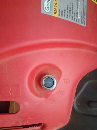 Tractor cortacésped GeoTech RM 75-610 C