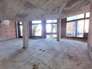 Local comercial en venta en L'Eixample en Figueres
