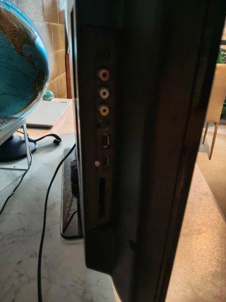 TV Philips Nera