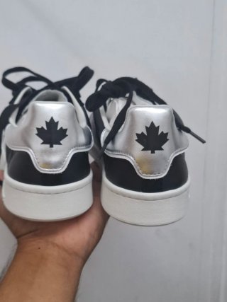 Zapatillas DSQUARED2 Negras y Plateadas Nuevas
