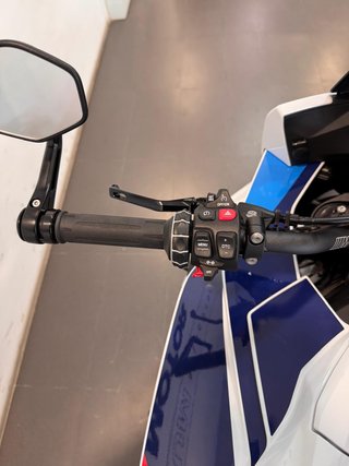 BMW M1000XR (2026)