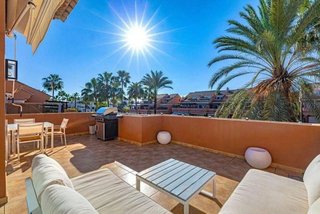 Dúplex en alquiler en Puerto Banús en Marbella
