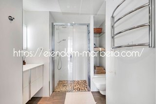 Piso en venta en Elviria en Marbella