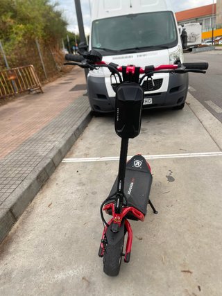 Patinete Rovoron R7 con mando limitador