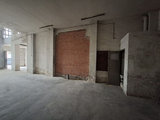 Local comercial en venta en El Llano en Gijón
