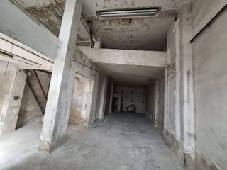 Local comercial en venta en El Llano en Gijón