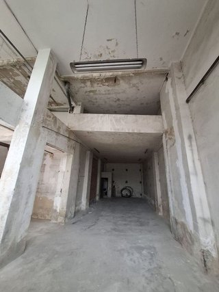 Local comercial en venta en El Llano en Gijón
