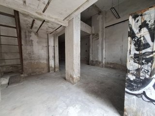 Local comercial en venta en El Llano en Gijón