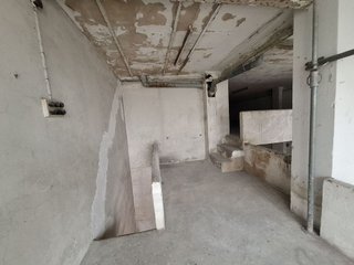 Local comercial en venta en El Llano en Gijón