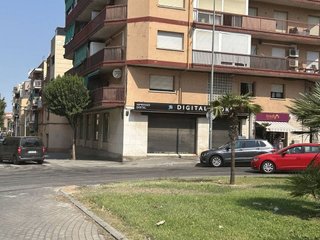 Local comercial en alquiler en Centre en Sant Joan Despí