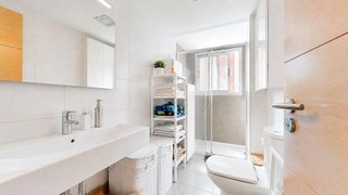 Piso en venta en San Luis en Almería